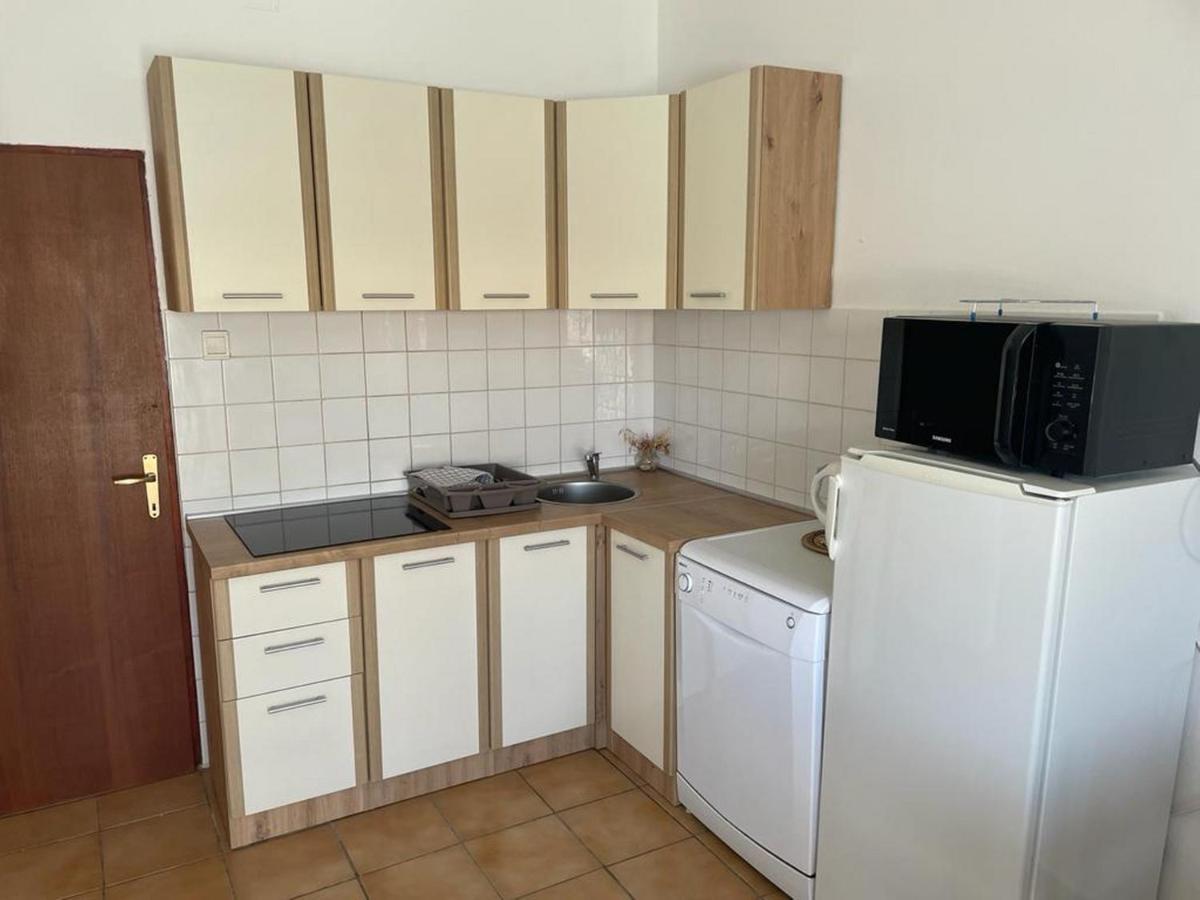 Apartment E&M Паг Экстерьер фото