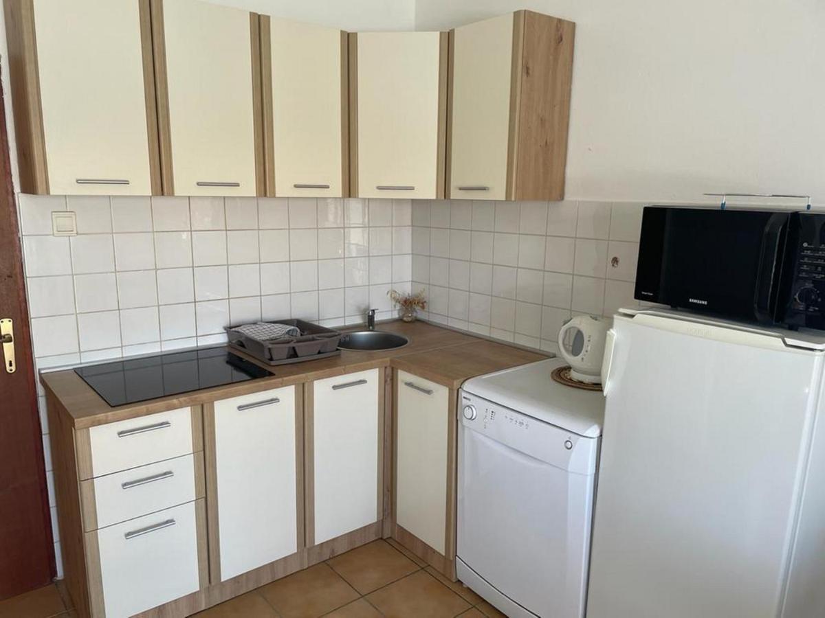 Apartment E&M Паг Экстерьер фото