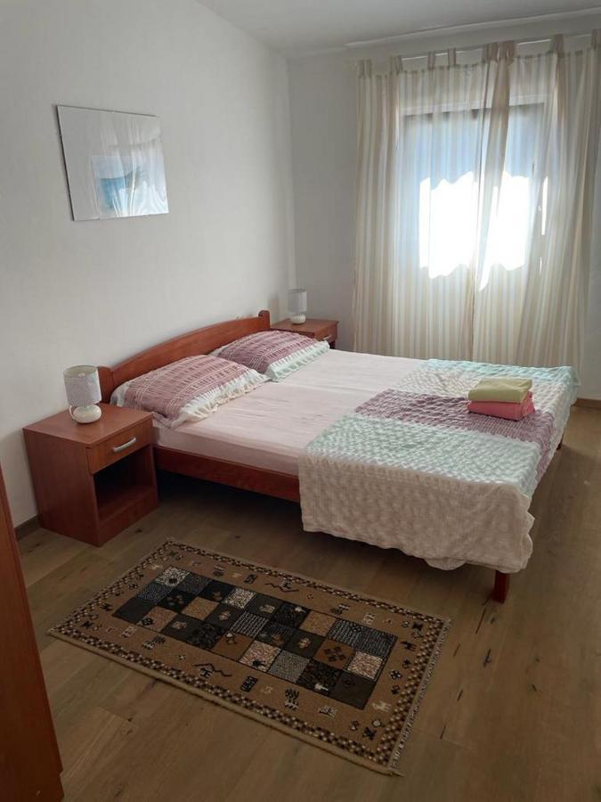 Apartment E&M Паг Экстерьер фото