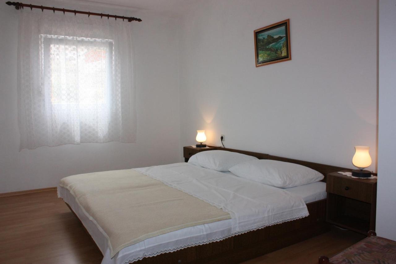 Apartment E&M Паг Экстерьер фото