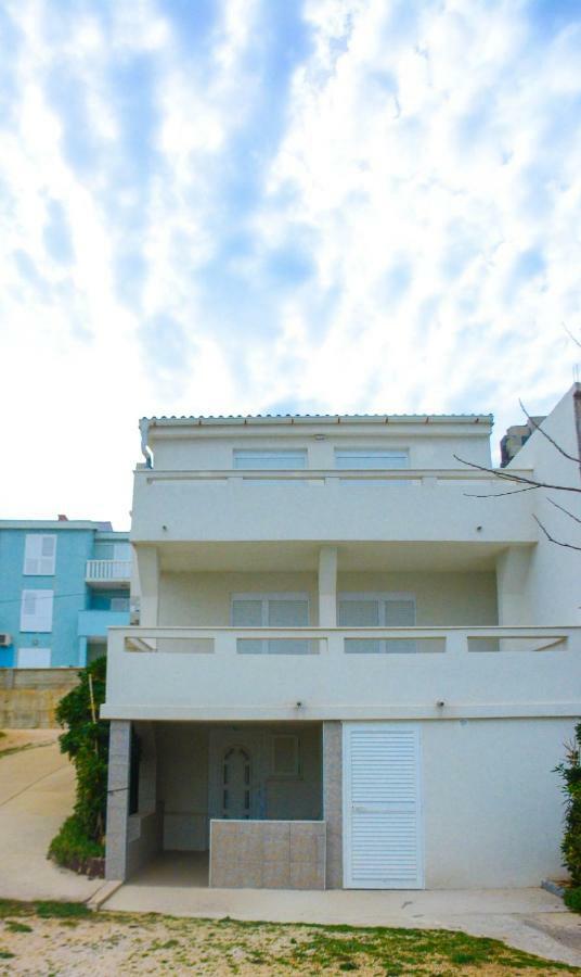 Apartment E&M Паг Экстерьер фото
